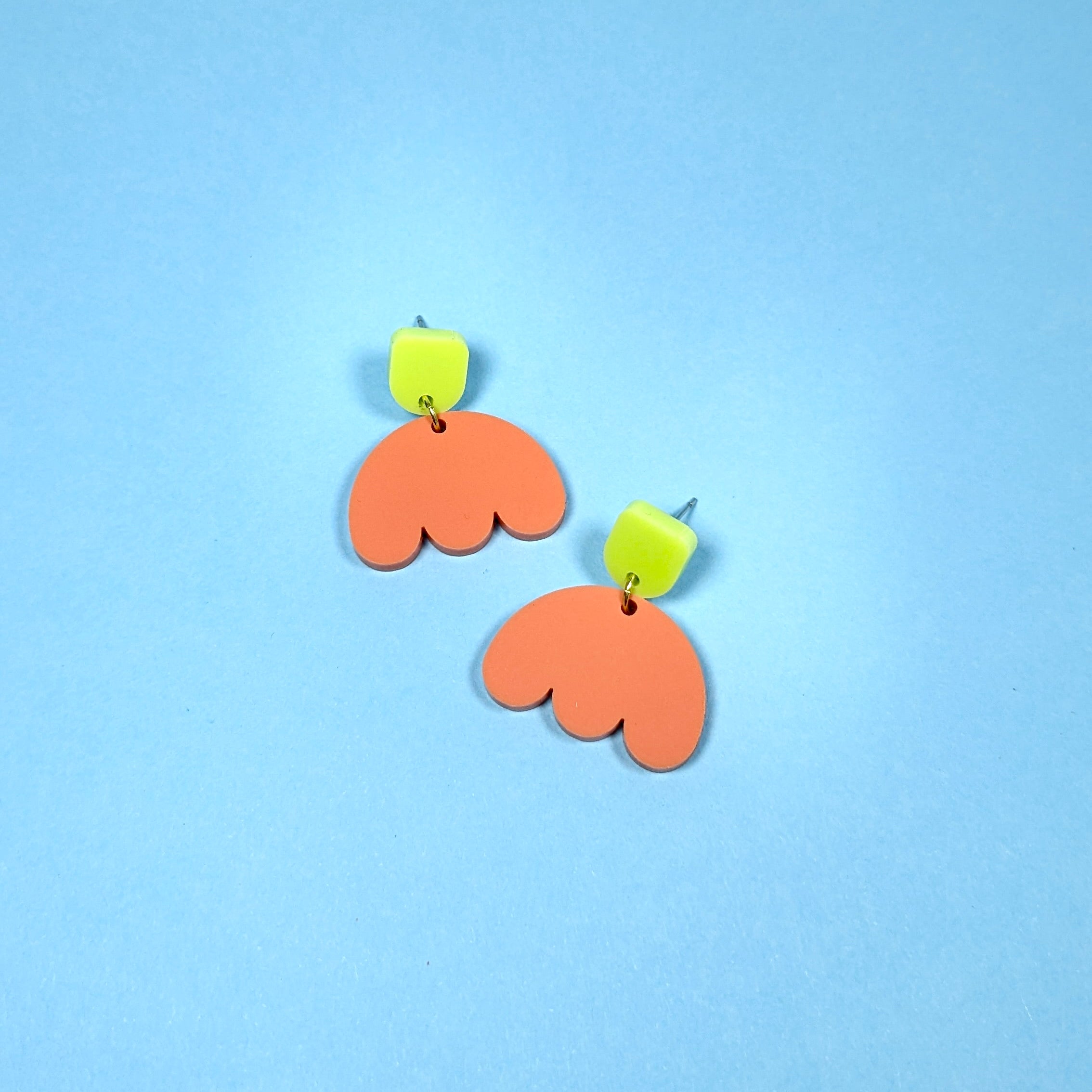 Tipsy Tulip Earrings